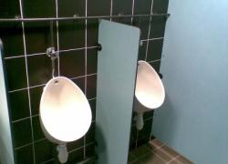 Notation toilettes de Place des métiers, à Emerainville