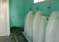 Notation toilettes de WC Publics, à Vezelay